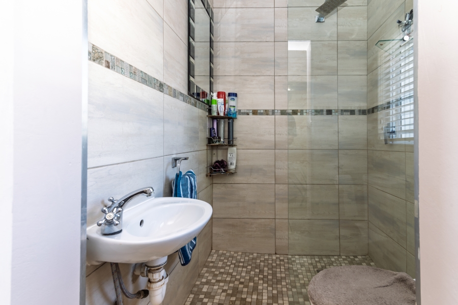 4 Bedroom Property for Sale in Bluewater Estate Western Cape